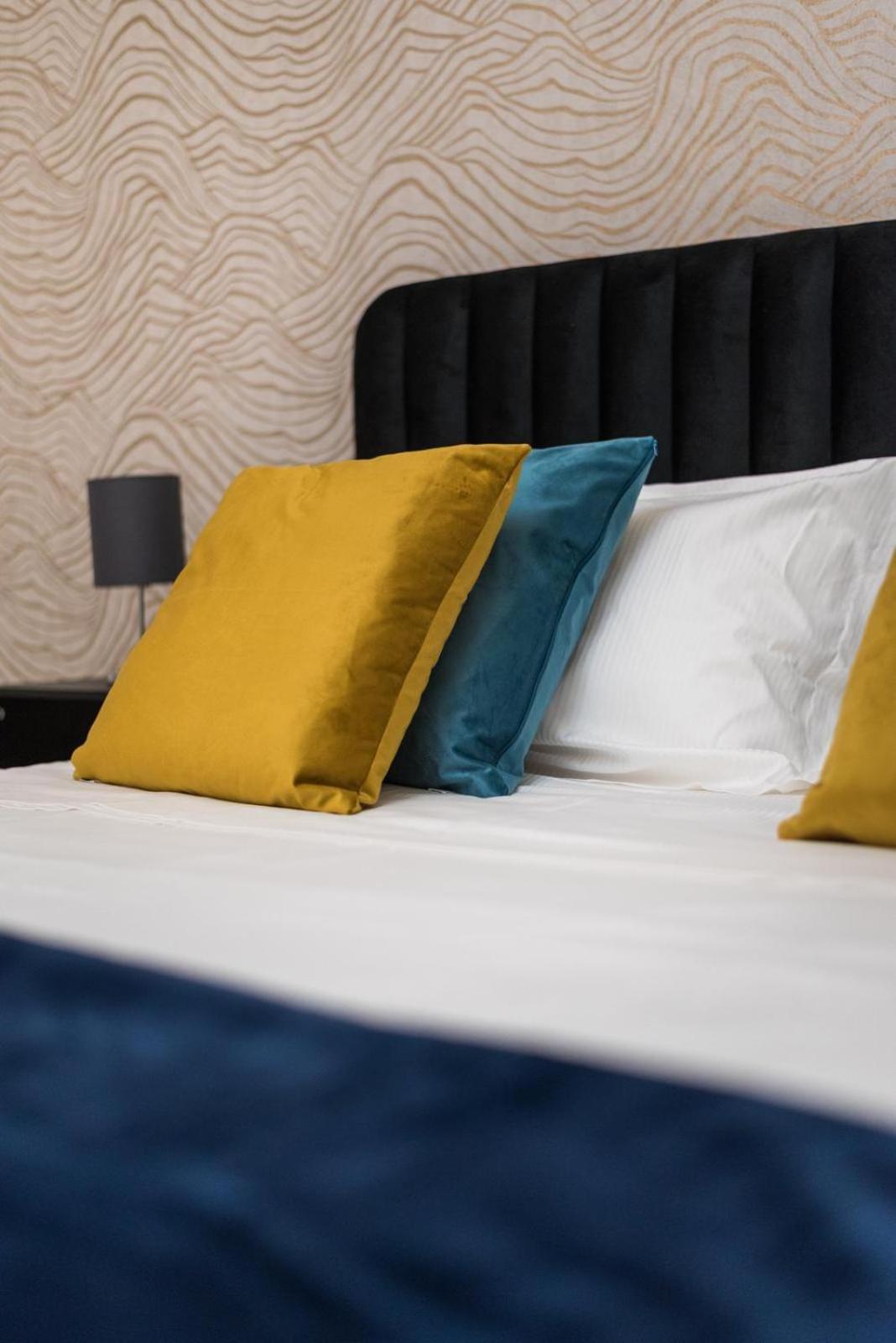 Apartment La Dolce A Trastevere Luxury 3 Bedroom In Centro Rome
